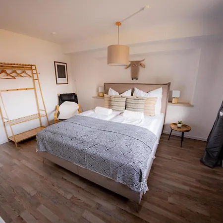 Yello Homes - Gemuetliche Und Luxurioese - Mit Sauna, Garten, Und Heimkino Fuer 6 Personen * Anger